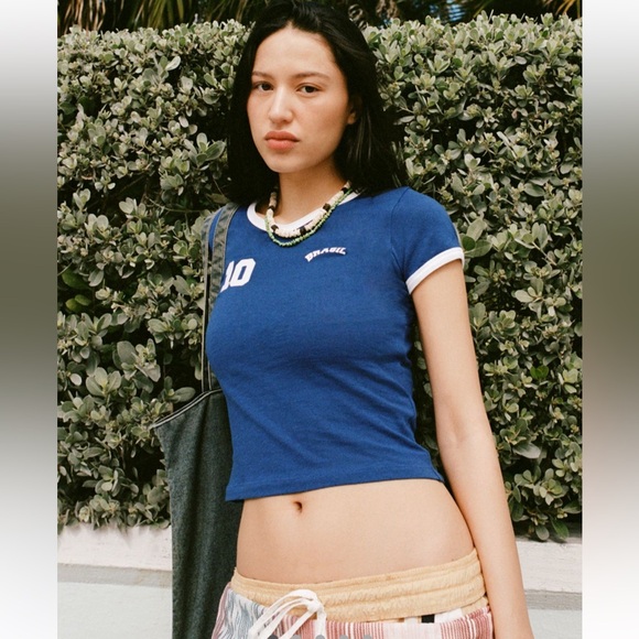 Urban outfitters Brazil baby tee - Picture 2 of 5